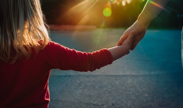 Kinderschutz versagt? Meta schaltete Werbung mit mutmaßlichen Missbrauchsbildern