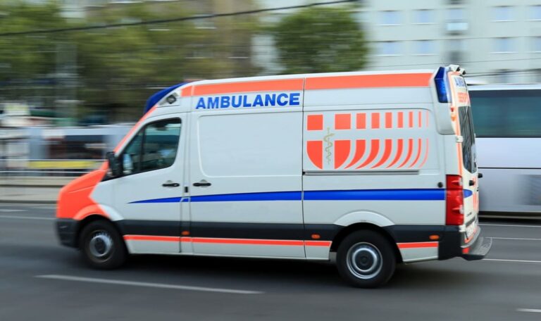 Tragischer Unfall: Vierjährige von Lieferwagen erfasst und tödlich verletzt