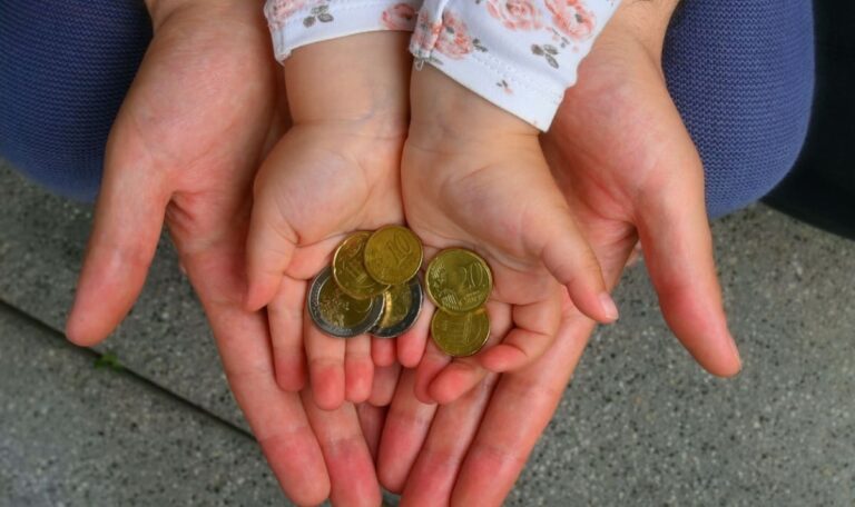 Kindergrundsicherung: SPÖ bricht Wahlversprechen, Caritas schlägt Alarm
