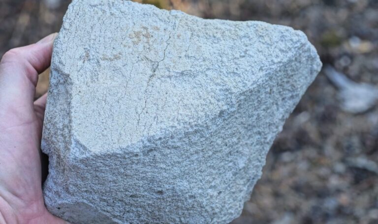 Stein in Schlucht geworfen – jetzt drohen 200.000 Euro Strafe