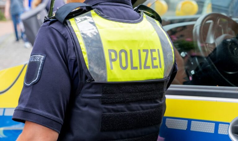Schüsse in Teestube: 39-Jähriger stirbt