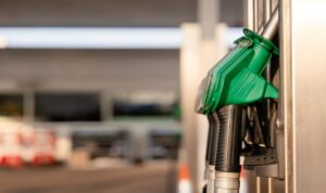 Funken löst Inferno aus: Pensionist nach Tankstellen-Explosion in Klinik
