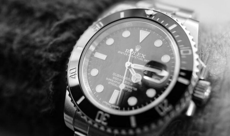 81-Jährige ausgetrickst: Frauen rauben ihre Rolex