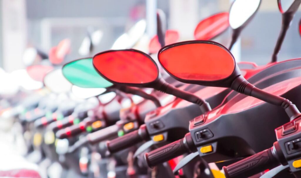 E-Moped-Regeln werden verschärft: Das ist ab 1. Oktober Pflicht