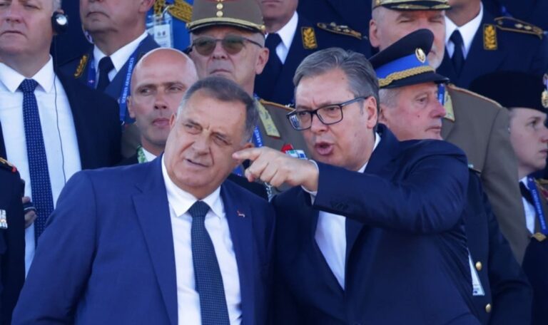 Nach der Schlappe in Belgrad: Vučićs rätselhafte Botschaft an Dodik und Bosnien