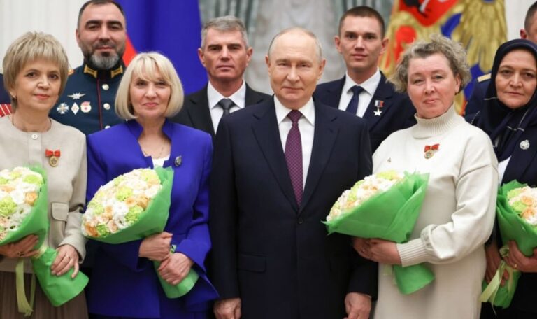 Putins blutiger Geburtstag: Ukraine mit Raketen überzogen – mindestens 19 Tote