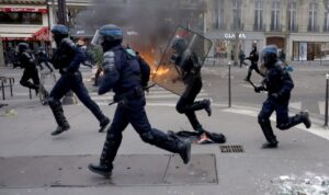 70.000 Polizisten: Paris rüstet sich für neue Massenproteste