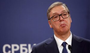 Juristen schlagen Alarm: Vučićs Massenbenadigung wackeln