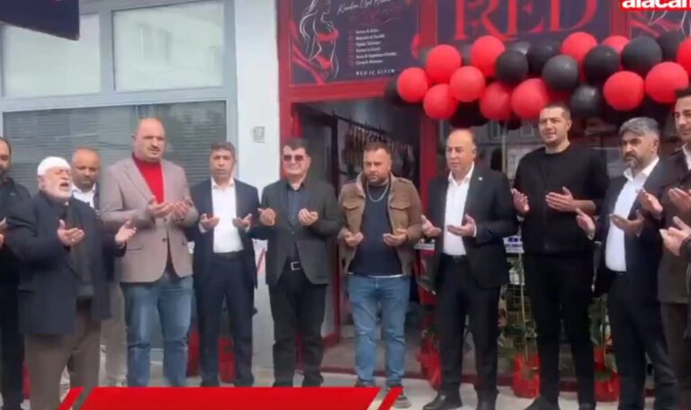 Dessous-Shop mit muslimischen Gebet eröffnet: Kritik an Bürgermeister (VIDEO)