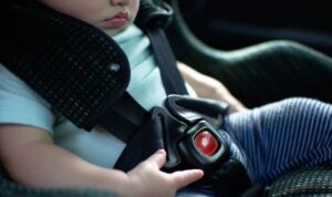 Kindersitz-Test: Diese Modelle fallen mit „nicht genügend“ durch
