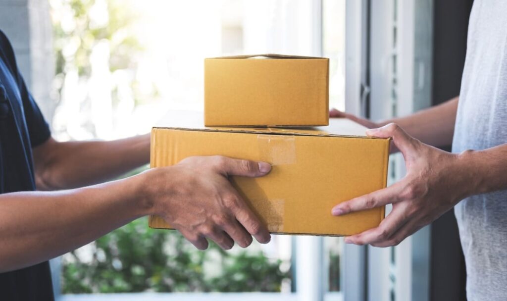 Paketsteuer unter Druck: Beschwerden und Klagen gegen neue Abgabe