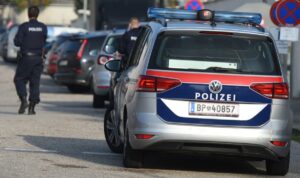Bewaffneter Raub in Wien: 22-Jähriger nackt zurückgelassen
