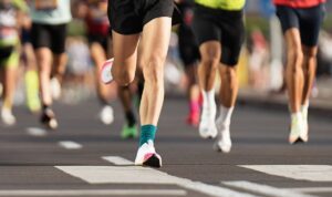 Nur 500 Meter vor dem Ziel: 25-jährige Läuferin bricht zusammen und stirbt