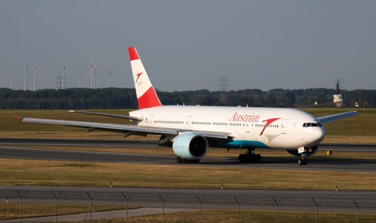 Bombendrohung auf AUA-Flug nach Wien – Kampfjet steigt auf
