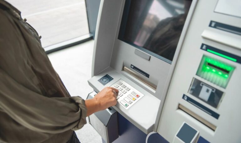 Neue Regeln beim Geldabheben: Das ändert sich am Bankomaten