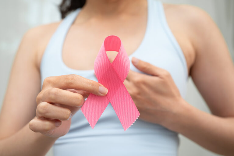 APPELL: Liebe Frauen, gehen Sie regelmäßig zur Mammografie!