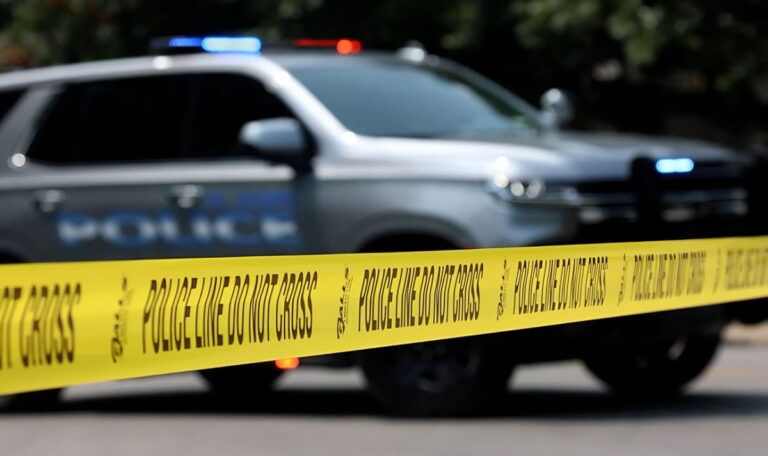 16-Jährige von Polizeiauto getötet: Familie fordert Antworten