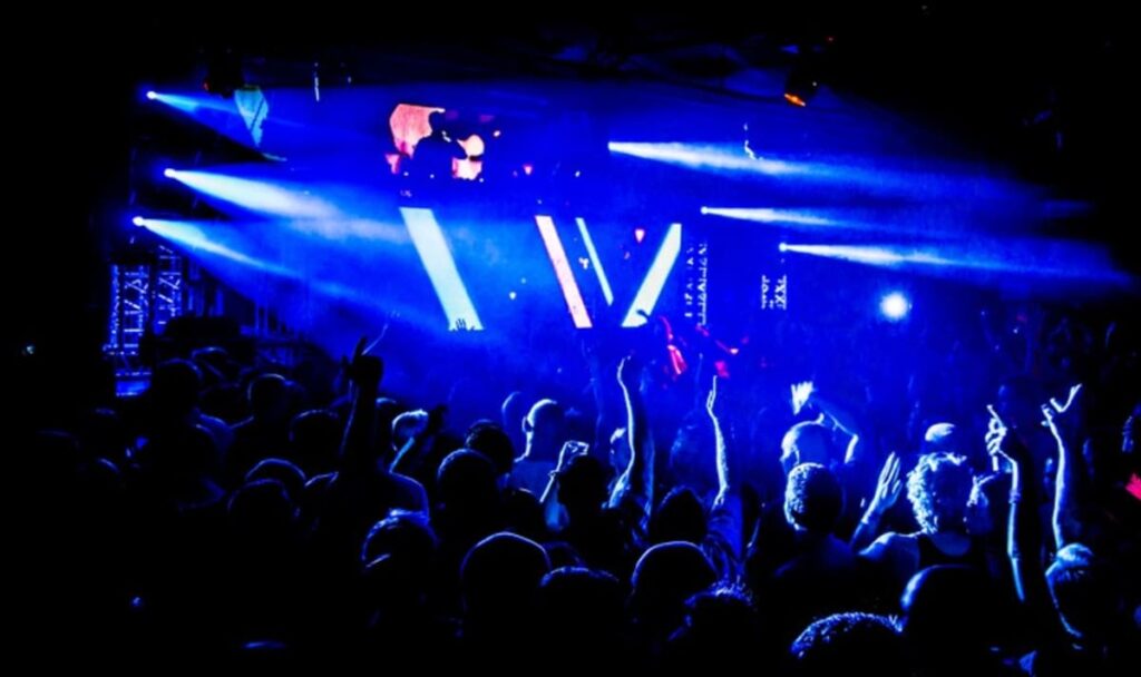Drei Nächte Feiern: Kult-Club öffnet nach langer Pause wieder