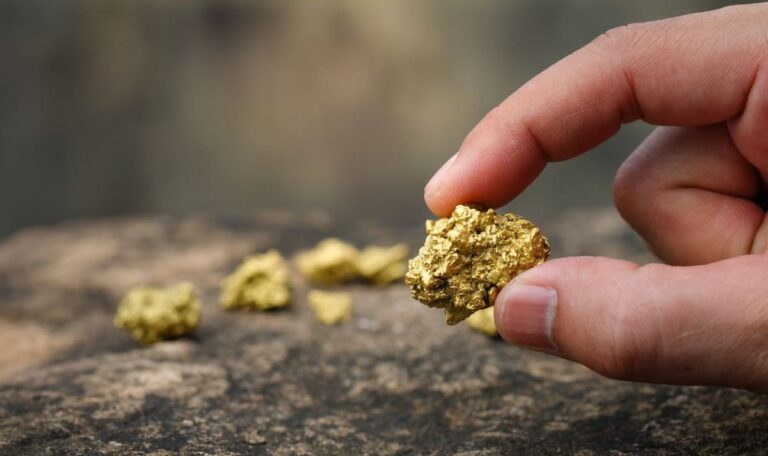 Gold, Kupfer und Antimon: Rohstoffprojekt in Bosnien weckt Interesse