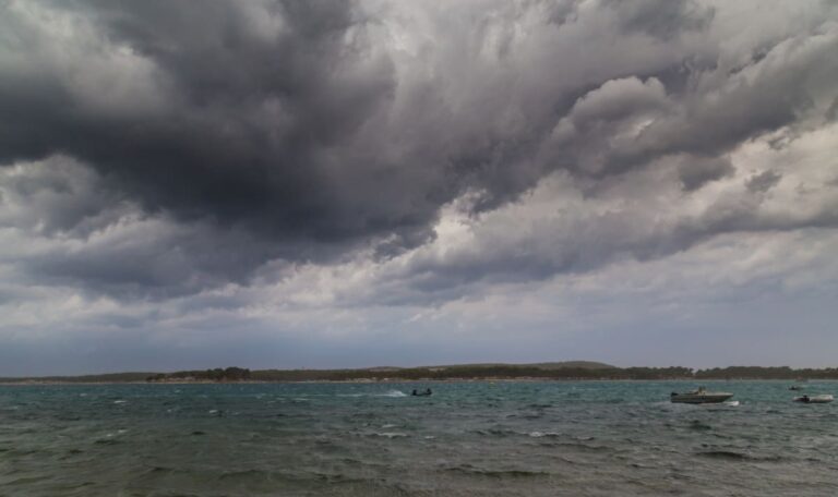 Wetteralarm in Kroatien: Sturmböen bis 95 km/h erwartet