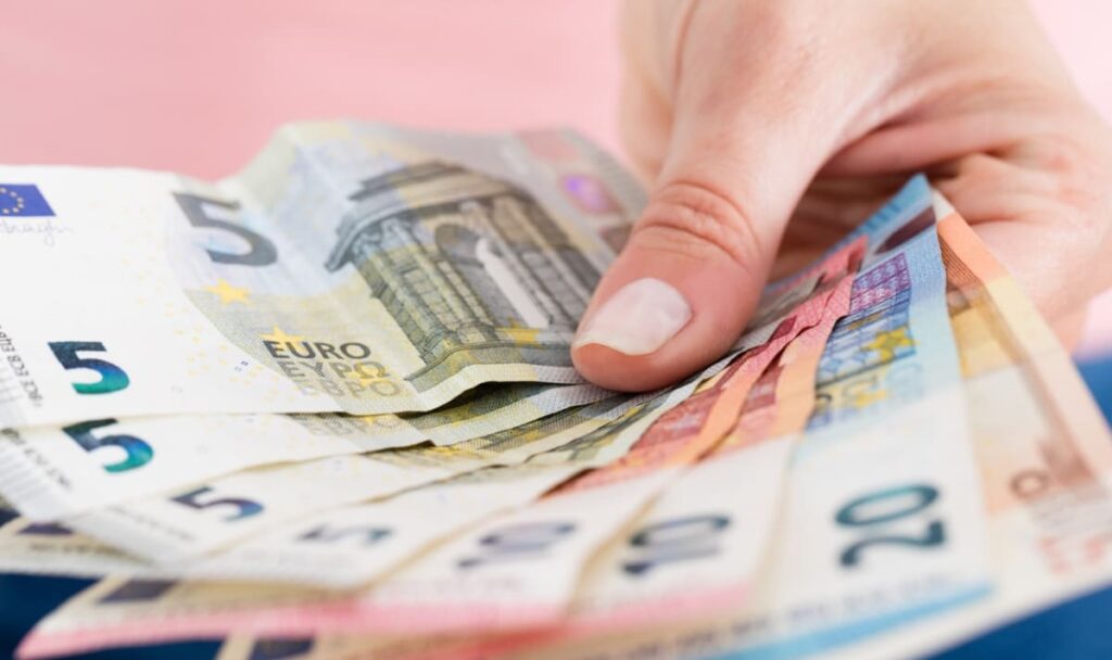 Österreich: Mehr Geld für 250.000 Gastro-Beschäftigte