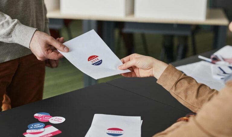 Green Card, aber kein Wahlrecht: Bosnier in New York vor Gericht